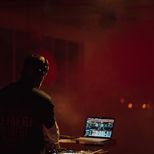 DJ Beatbreaker - TJR - Wanna Party Into Want Some DjMix